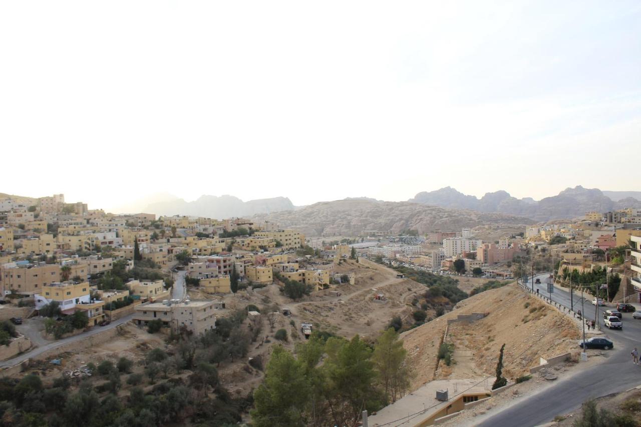Petra Visitors Apartments Wadi Musa Exterior photo